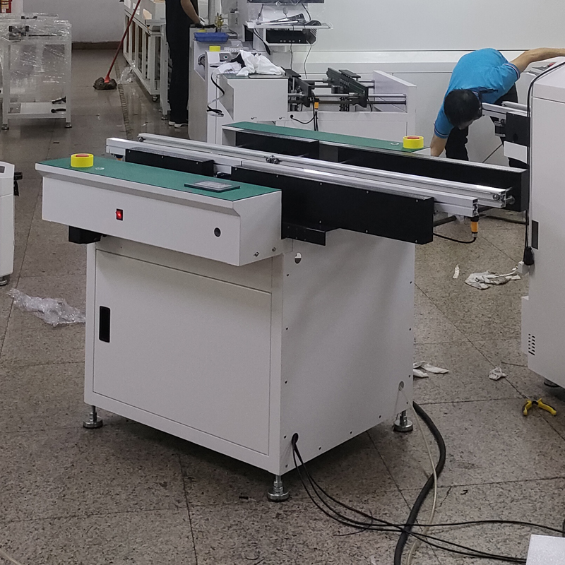 IM电竞伸缩升降接驳台